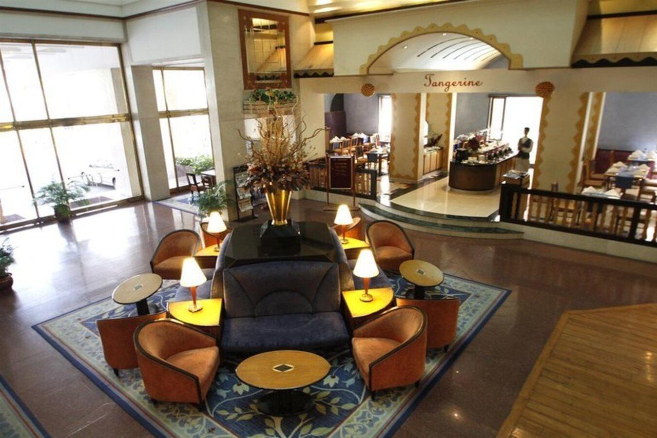 Hotel Sagar Plaza City Centre Pune Bagian luar foto