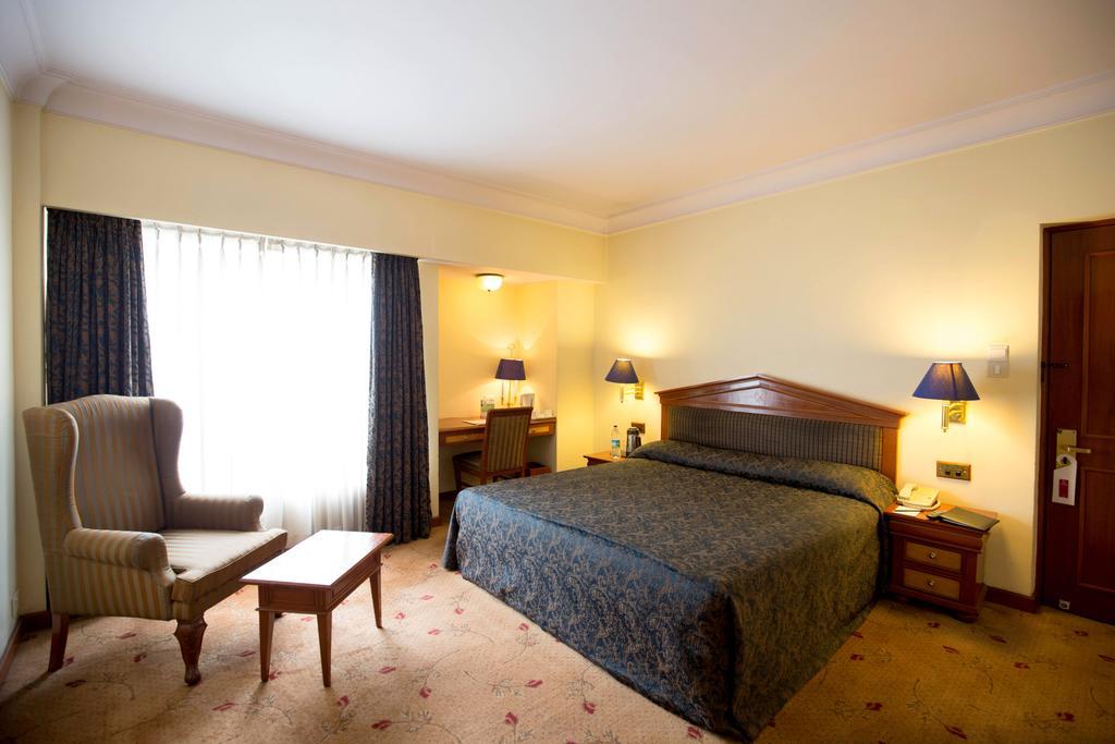 Hotel Sagar Plaza City Centre Pune Ruang foto