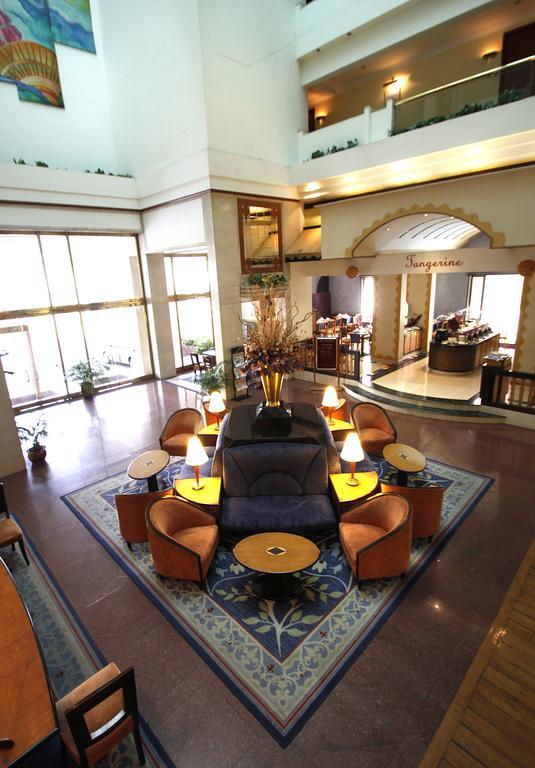 Hotel Sagar Plaza City Centre Pune Bagian luar foto