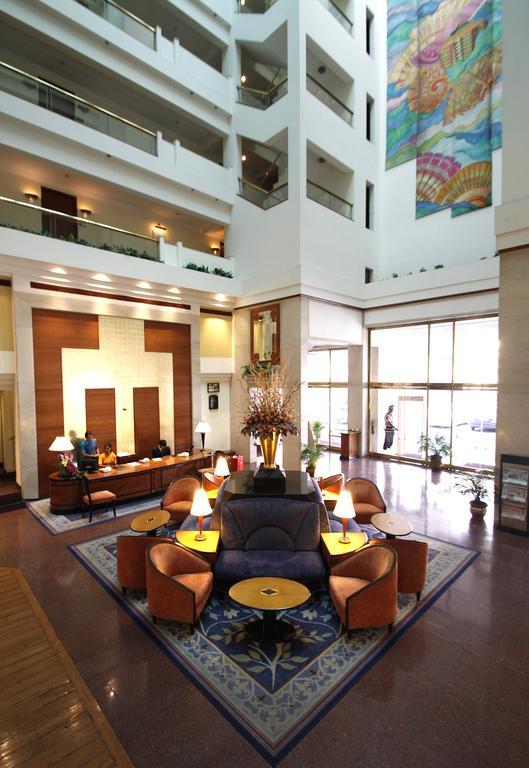 Hotel Sagar Plaza City Centre Pune Bagian luar foto